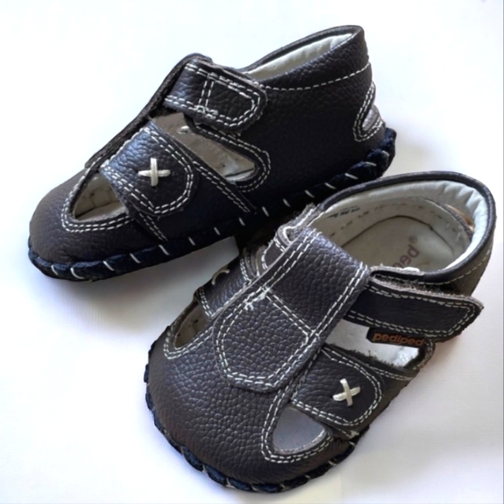 PediPed - Brown Sandals sz 0-6months/2.5